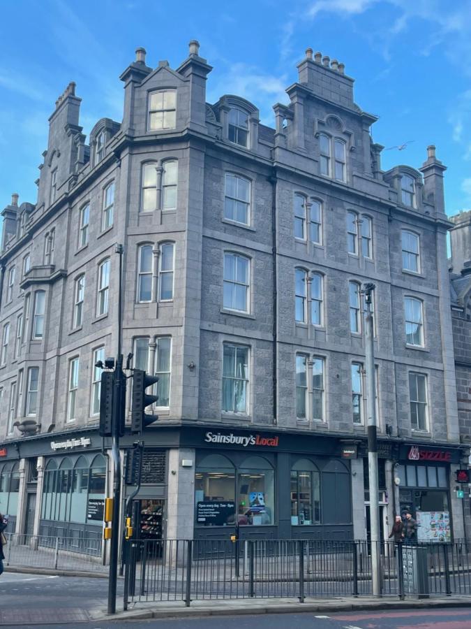 Modern Apartment In Aberdeen City Centre, Guild Street, Free Wifi Extérieur photo