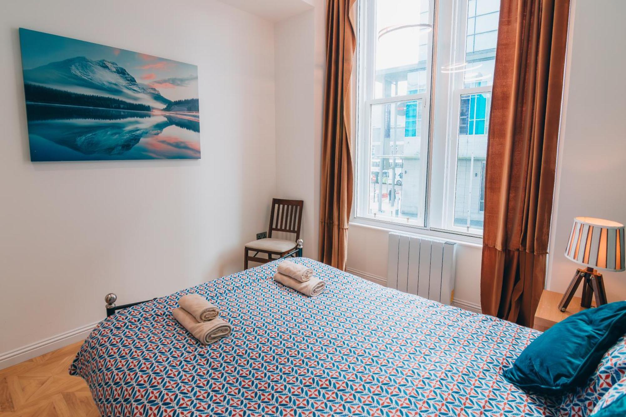 Modern Apartment In Aberdeen City Centre, Guild Street, Free Wifi Extérieur photo